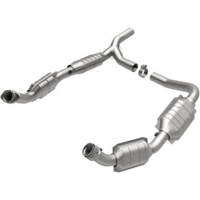Load image into Gallery viewer, MagnaFlow Conv DF 07-08 Ford E-150 4.6L - Main Product View