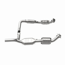 Load image into Gallery viewer, MagnaFlow Conv DF 07-08 Ford E-150 4.6L - Additional View 5