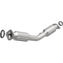 Load image into Gallery viewer, MagnaFlow Conv DF 07-08 Nissan Sentra 2.0L (49 State) - Side View
