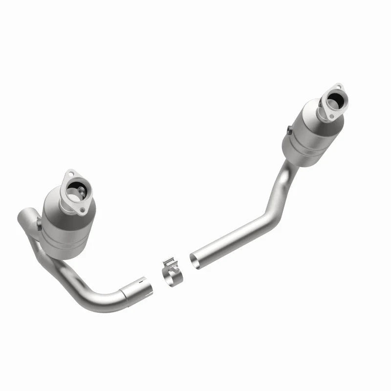 MagnaFlow Conv DF 07-09 Dodge Dakota 3.7L/4.7L /07-09 Mitsubishi Raider 3.7L Y-Pipe Assembly - Installation View