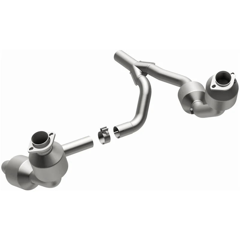 MagnaFlow Conv DF 07-09 Jeep Wrangler/Wrangler Unltd 3.8L (49 State) - Installation View