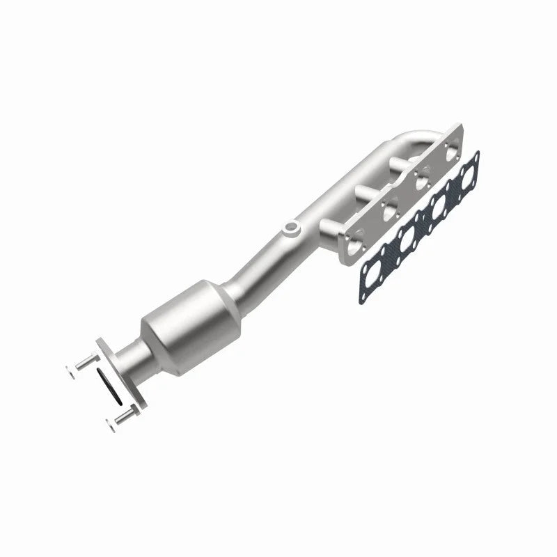 MagnaFlow Conv DF 07 Titan 5.6L D/S manif OEM - Installation View
