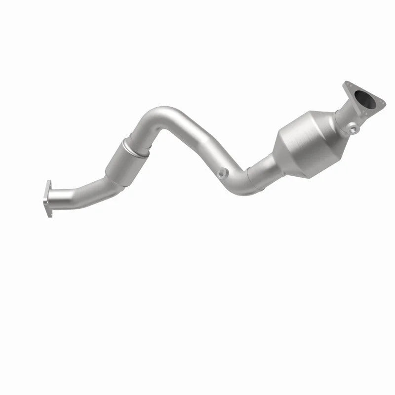 MagnaFlow Conv DF 07 VW Touareg 3.6L Front close - Installation View
