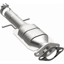 Load image into Gallery viewer, MagnaFlow Conv DF 08 G6 3.5L underbody OEM - Additional View 7