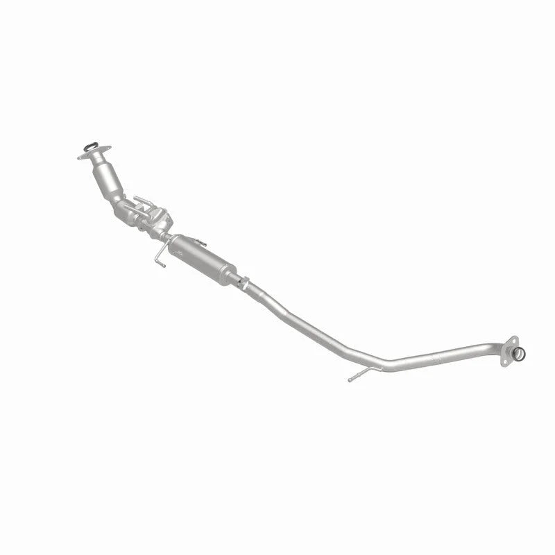 MagnaFlow Conv DF 12-15 Toyota Prius Plug -In Underbody 1.8L - Back View