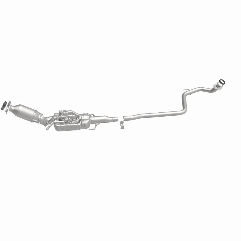 MagnaFlow Conv DF 14-19 Toyota Prius C Base Underbody 1.5L - Back View