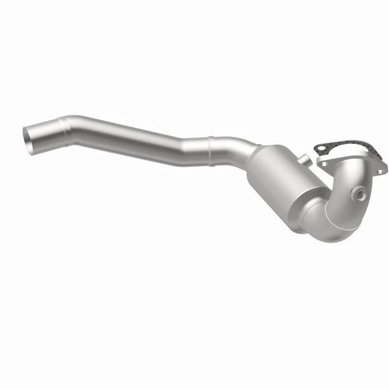 MagnaFlow Conv DF 15-17 Ford Edge 2.7L OEM Grade - Side View