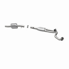 Load image into Gallery viewer, MagnaFlow Conv DF 1996 Ford E-150 4.9L - Side View