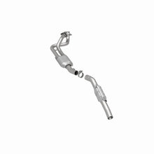 Load image into Gallery viewer, MagnaFlow Conv DF 1996 Ford E-150 4.9L - Installation View