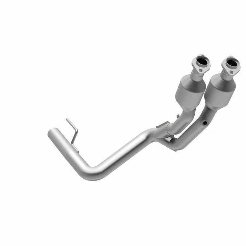 MagnaFlow Conv DF 1999 Jeep Cherokee 4.0L - Installation View