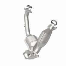 Load image into Gallery viewer, MagnaFlow Conv DF 2001-05 Explorer 4.0L Sport Trac Front Section - Side View