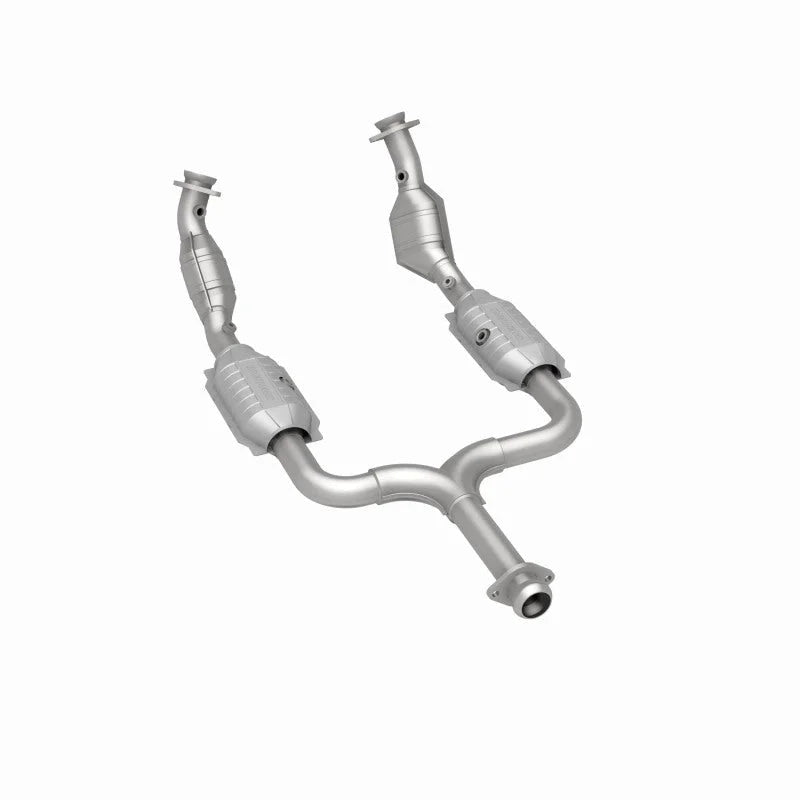 MagnaFlow Conv DF 2003 Ford Mustang 3.8L - Back View