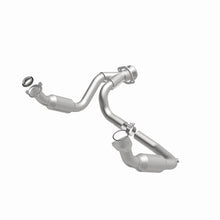 Load image into Gallery viewer, MagnaFlow Conv DF 2007-2008 Cadillac Escalade 6.2L - Side View