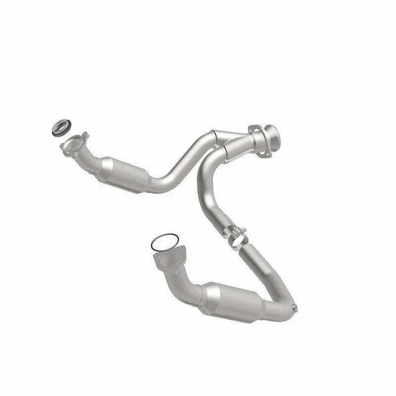 MagnaFlow Conv DF 2007-2008 Cadillac Escalade 6.2L - Back View