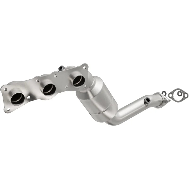 MagnaFlow Conv DF 2008-2010 BMW 528i/528i xDrive 3.0L Underbody - Main Product View