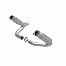 Load image into Gallery viewer, MagnaFlow Conv DF 2008 Chrysler Aspen 4.7L/Dodge Durango 4.7L 2WD - Additional View 11