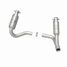 Load image into Gallery viewer, MagnaFlow Conv DF 2008 Chrysler Aspen 4.7L/Dodge Durango 4.7L 2WD - Additional View 15