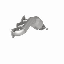 Load image into Gallery viewer, MagnaFlow Conv DF 2009 Kia Borrego 3.8L Driver Side - Back View
