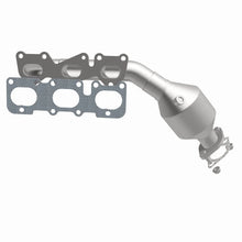 Load image into Gallery viewer, MagnaFlow Conv DF 2009 Kia Borrego 3.8L Passenger Side - Additional View 5