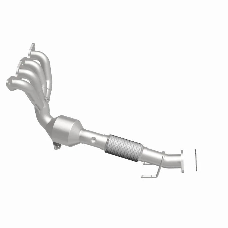 MagnaFlow Conv DF 2012 Ford Focus 2.0L - Installation View