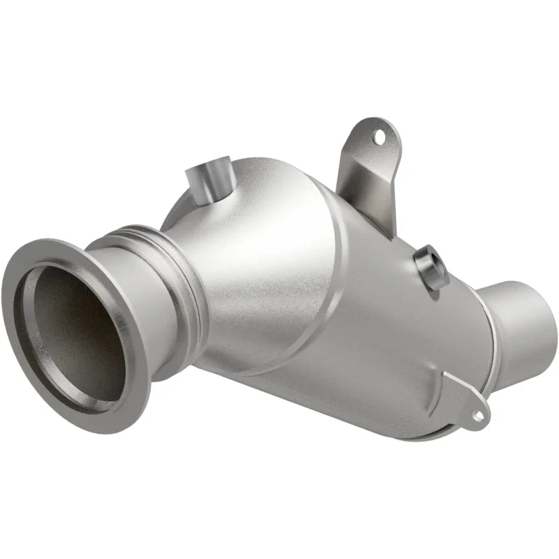 MagnaFlow Conv DF 2015 BMW 640i/740i Underbody - Main Product View
