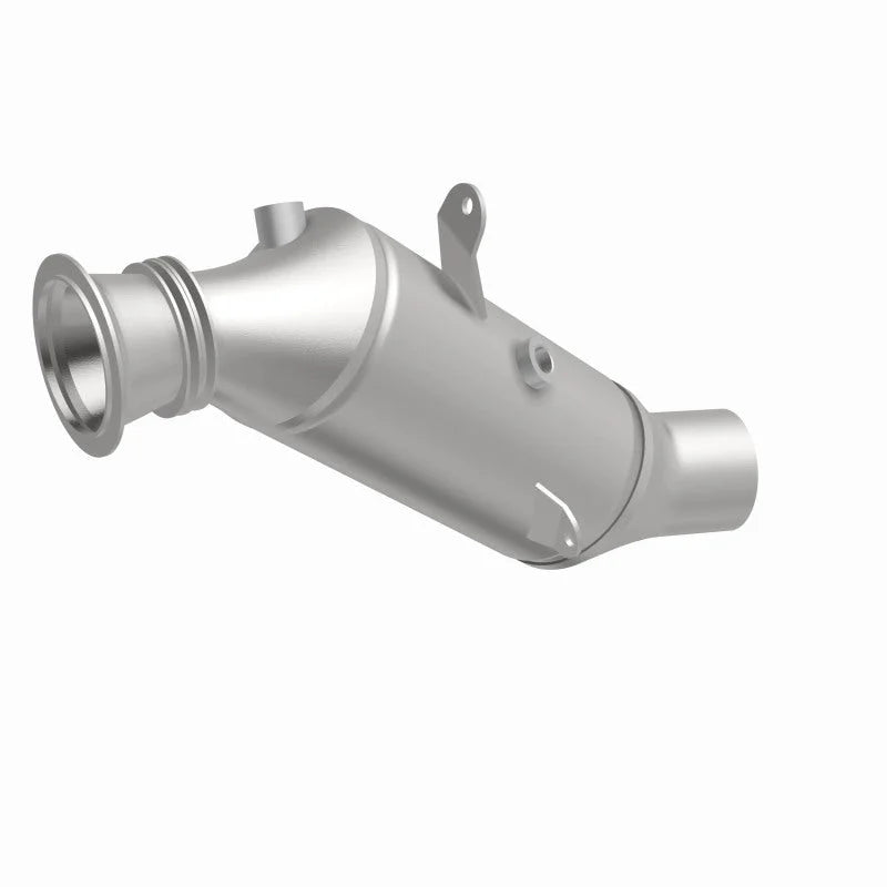 MagnaFlow Conv DF 2015 BMW 640i/740i Underbody - Additional View 13