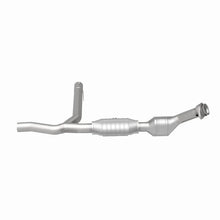 Load image into Gallery viewer, MagnaFlow Conv DF 2wd fits 2001-2004 Ford Expedition / F-150 / F-150 Heritage 4.6L - Back View