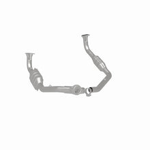 Load image into Gallery viewer, MagnaFlow Conv DF 3.9L fits 1993 Land Rover Defender 110 / 1994-1995 Land Rover Defender 90 / 1994-1995 Land Rover Discovery