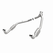Load image into Gallery viewer, MagnaFlow Conv DF 3.9L fits 1993 Land Rover Defender 110 / 1994-1995 Land Rover Defender 90 / 1994-1995 Land Rover Discovery