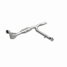 Load image into Gallery viewer, MagnaFlow Conv DF 4.6L fits 1999-2000 Ford F-150 - Additional View 13