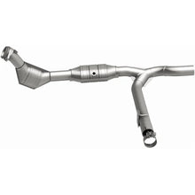 Load image into Gallery viewer, MagnaFlow Conv DF 4.6L fits 1999-2000 Ford F-150 - Additional View 16