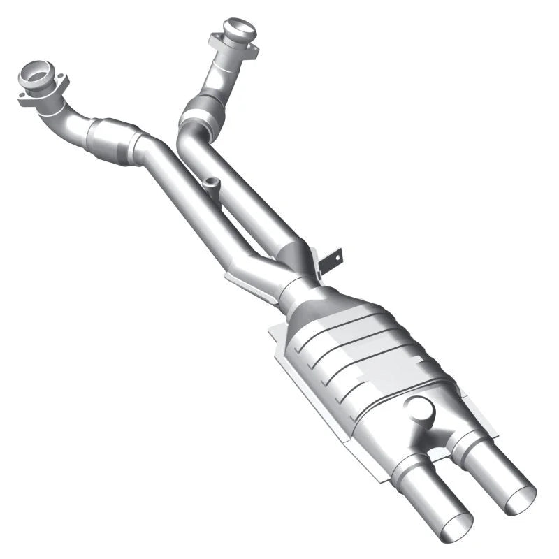 MagnaFlow Conv DF 81-86 Alfa Romeo GTV6 2.5L - Side View