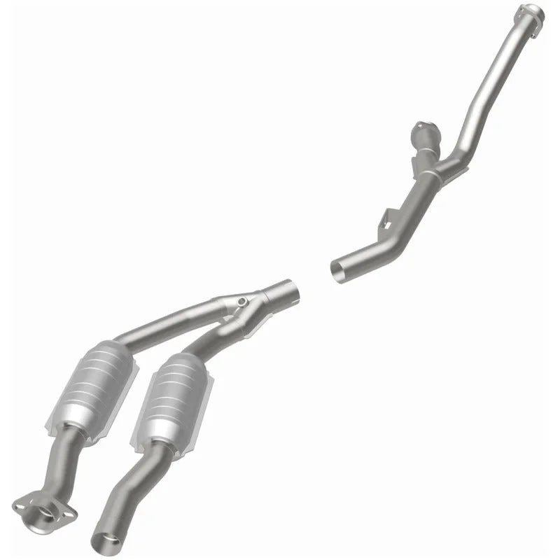 MagnaFlow Conv DF 92-95 MB 400/500 4.2/5.0 - Back View