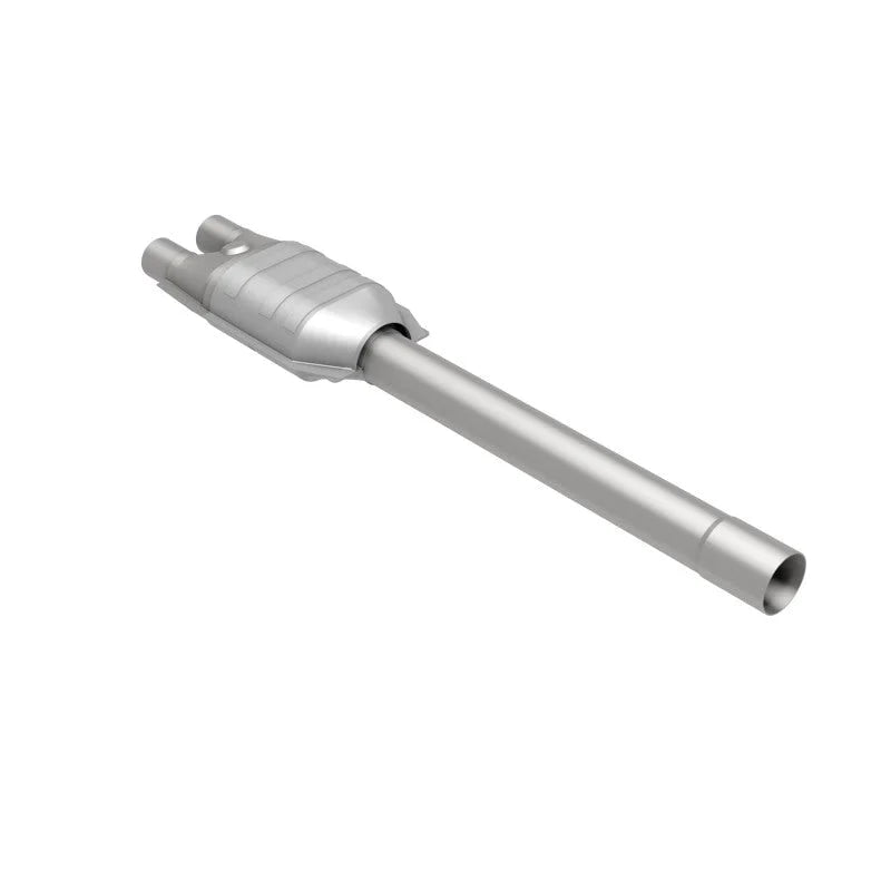 MagnaFlow Conv DF 93-97 Chrysler 3.5L Rear Co - Installation View