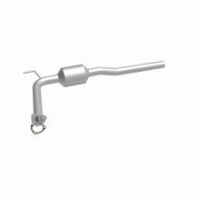 Load image into Gallery viewer, MagnaFlow Conv DF 93 VW Eurovan 2.5L - Back View