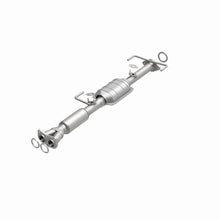 Load image into Gallery viewer, MagnaFlow Conv DF 95-96 Previa 2.4L - Additional View 8