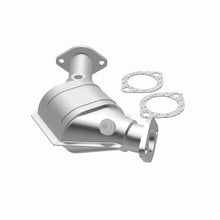 Load image into Gallery viewer, MagnaFlow Conv DF 95-99 Subaru Impreza 2.2L - Back View