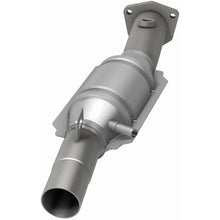 Load image into Gallery viewer, MagnaFlow Conv DF 95 Volkswagen Golf 2.8L - Back View