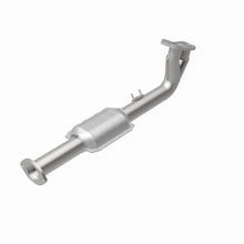 Load image into Gallery viewer, MagnaFlow Conv DF 96-00 4-Runner 3.4L - Back View