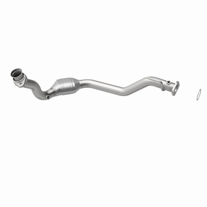 MagnaFlow Conv DF 96-97 Ford Explorer 5.0L - Back View