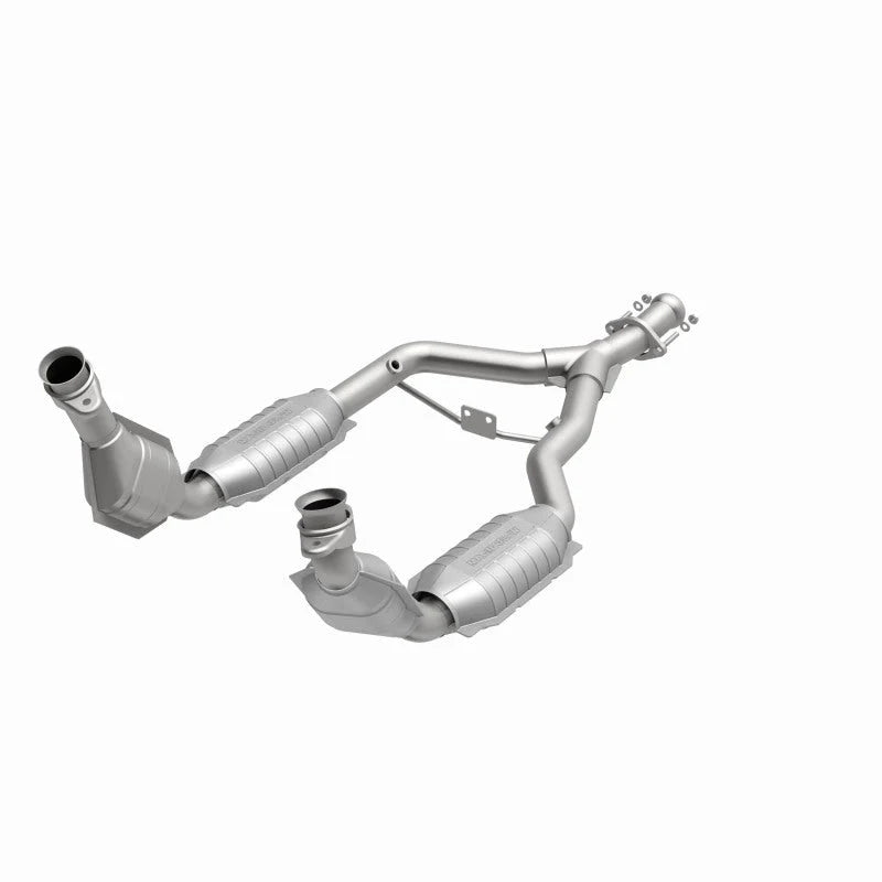 MagnaFlow Conv DF 96-98 Ford Mustang 3.8L - Installation View
