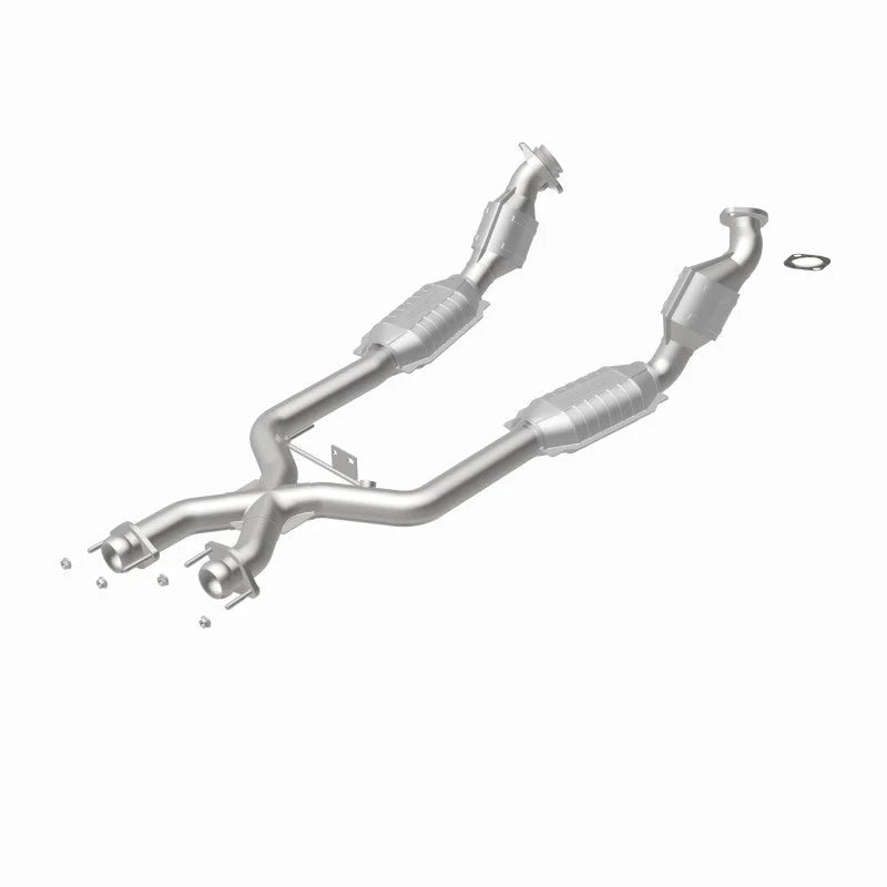 MagnaFlow Conv DF 96-98 Ford Mustang 4.6L - Installation View