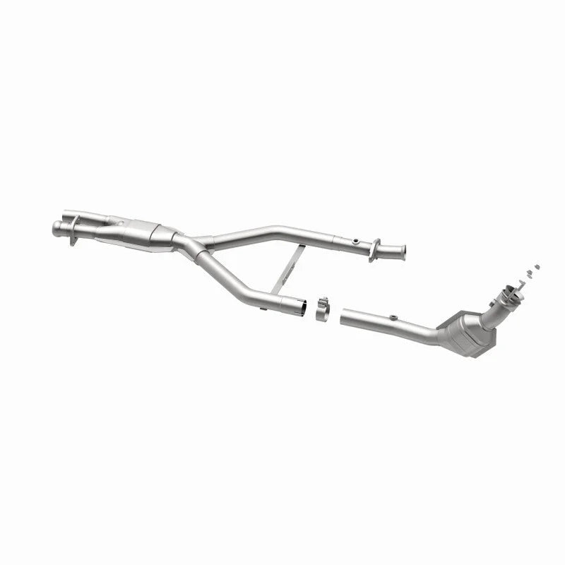 MagnaFlow Conv DF 96-98 Lncln Mark VIII 4.6L - Back View