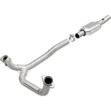 Load image into Gallery viewer, MagnaFlow Conv DF 96 Ford E-Series Van 5.8L - Side View