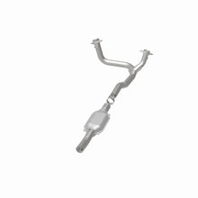 Load image into Gallery viewer, MagnaFlow Conv DF 96 Ford E-Series Van 5.8L - Additional View 10
