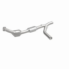 Load image into Gallery viewer, MagnaFlow Conv DF 97-00 Ford Vans 4.2L - Back View