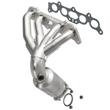 Load image into Gallery viewer, MagnaFlow Conv DF 97-01 Camry 2.2 manif OEM - Main Product View