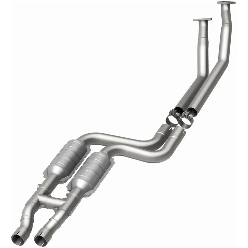 MagnaFlow Conv DF 97-98 BMW 528 2.8L Driver Side - Back View