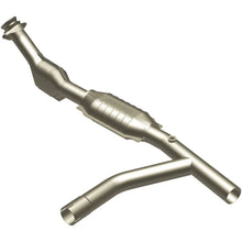 Load image into Gallery viewer, MagnaFlow Conv DF 97-98 E150/E250 4.2L PS - Side View