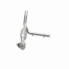 Load image into Gallery viewer, MagnaFlow Conv DF 97-98 Ford F-150 4.6L - Additional View 5